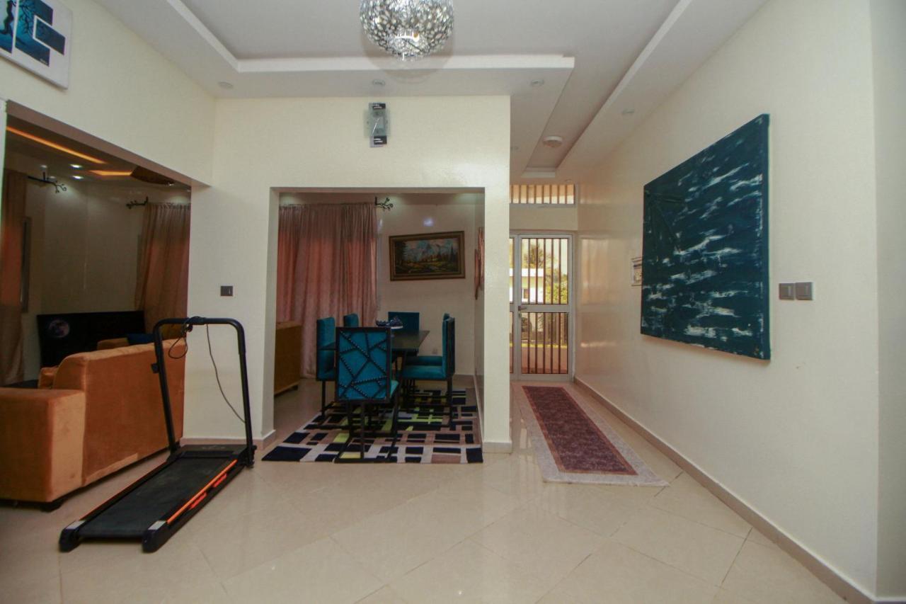 Le "Grand Bleu", Un Bel Appartement Paisible, Sur Et Spatieux Au Coeur De La Station Balneaire De Saly Portudal Kültér fotó